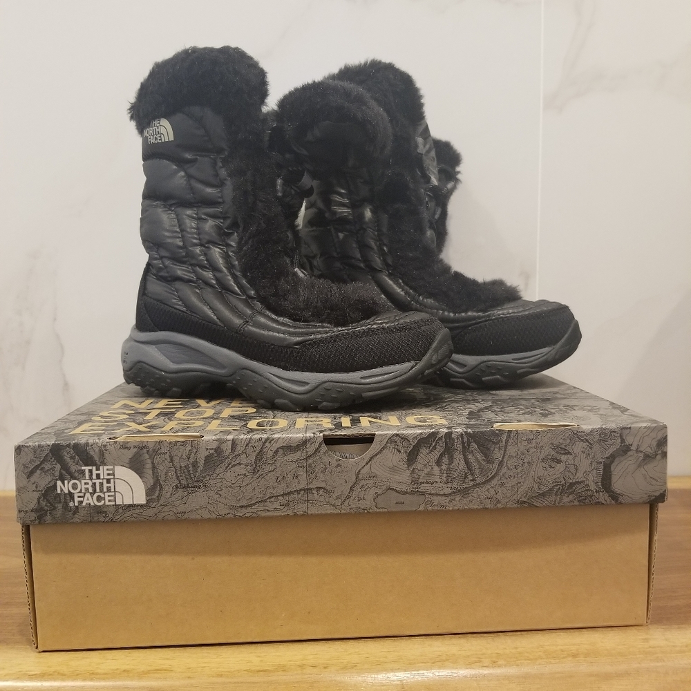 *Like New* - The North Face Faux Fur Girl's Boots